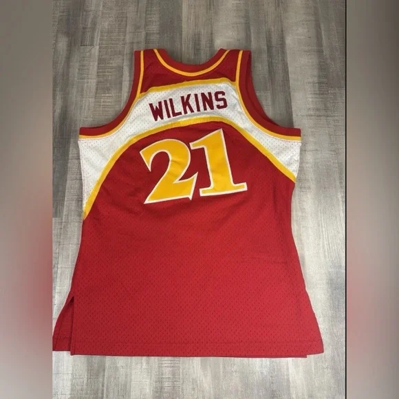 Dominique Wilkins - Hawks Basketball Jersey